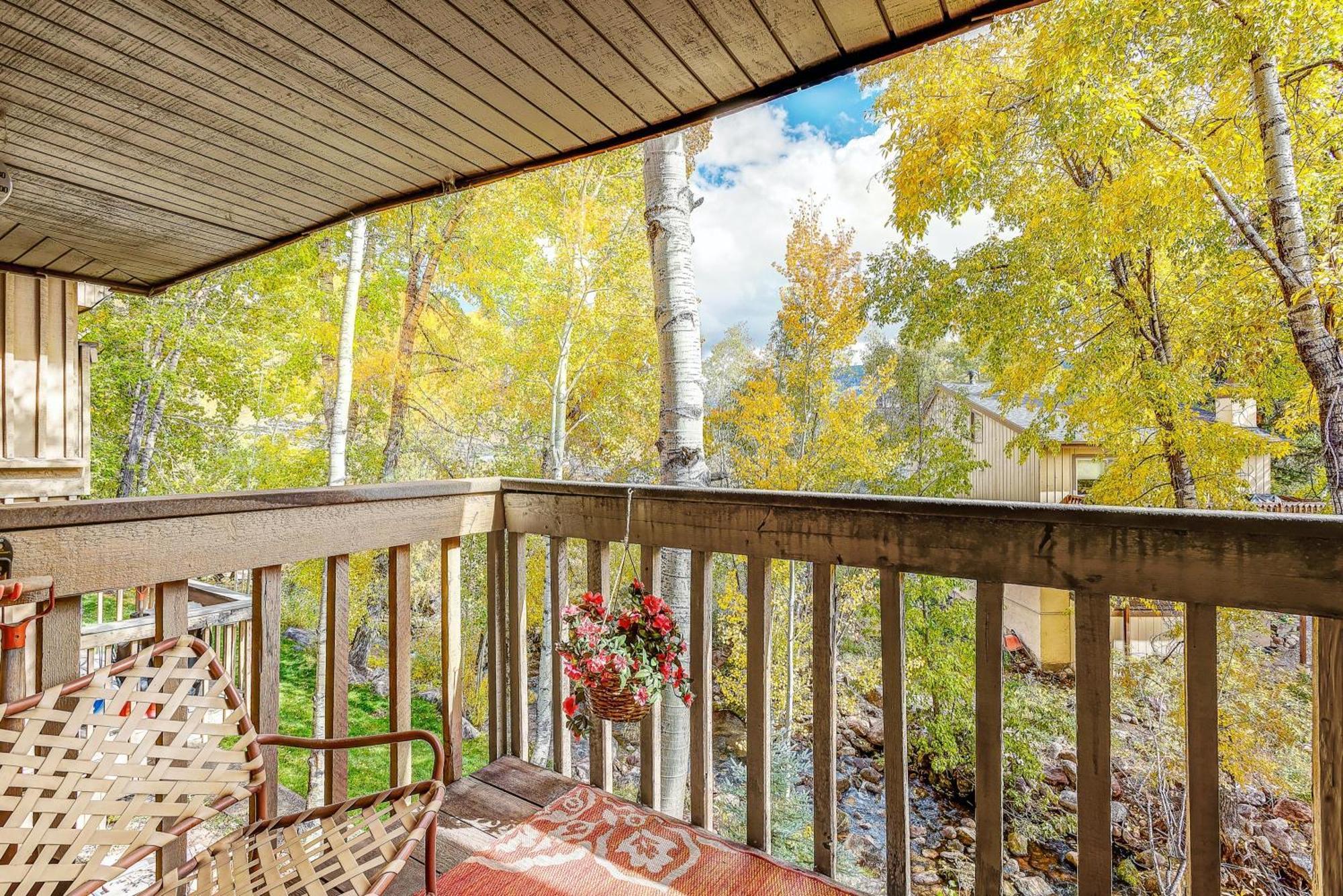 Villa Peaceful Creek View From The Deck! Walk To Shuttle Vail Exterior foto